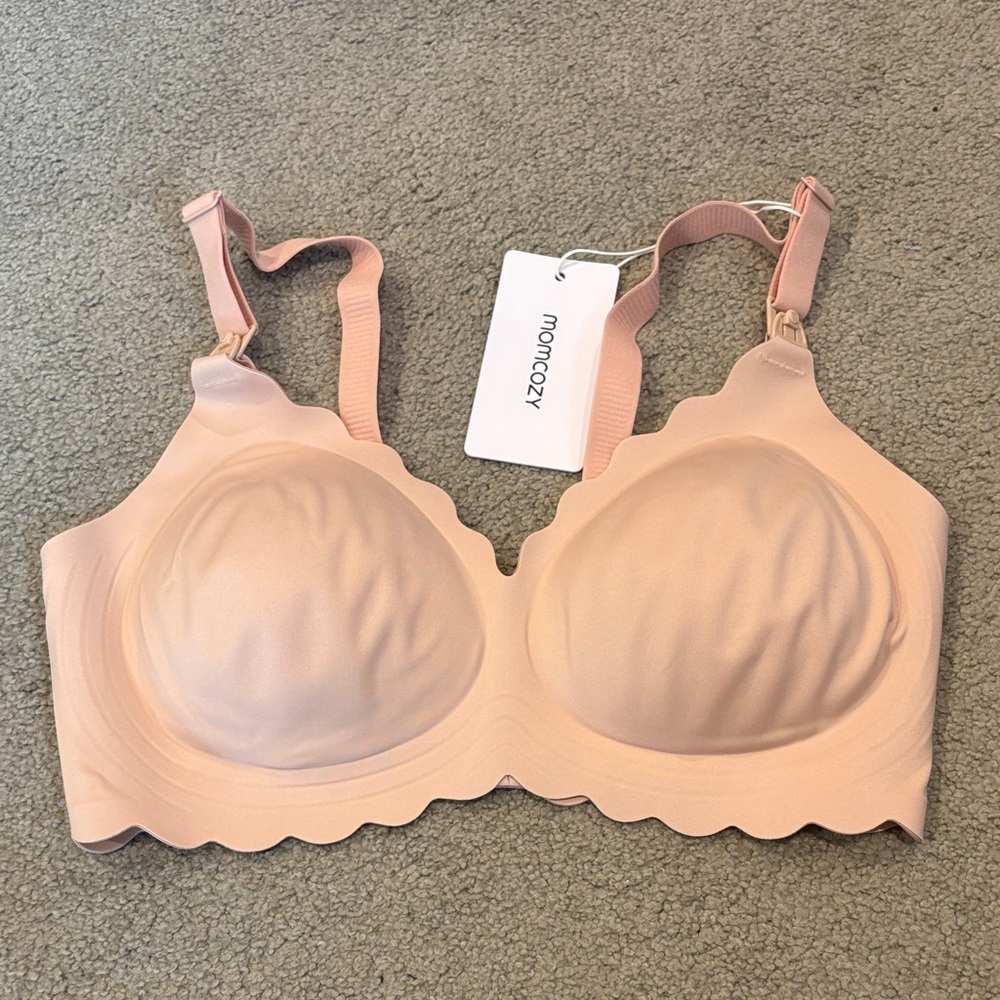 Momcozy nursing and wearable pumps bra NWT